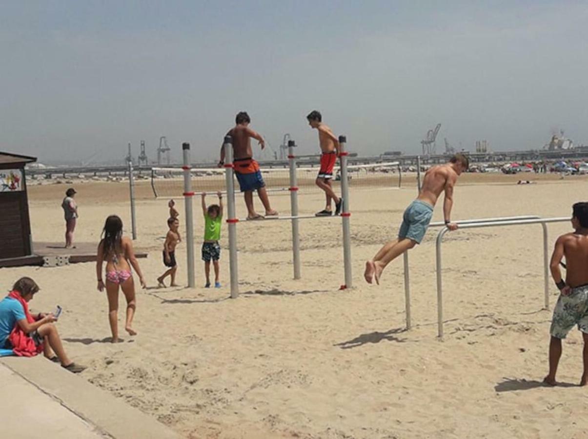 Port Aventura, Exclusivo Alojamiento La Pineda Esterno foto