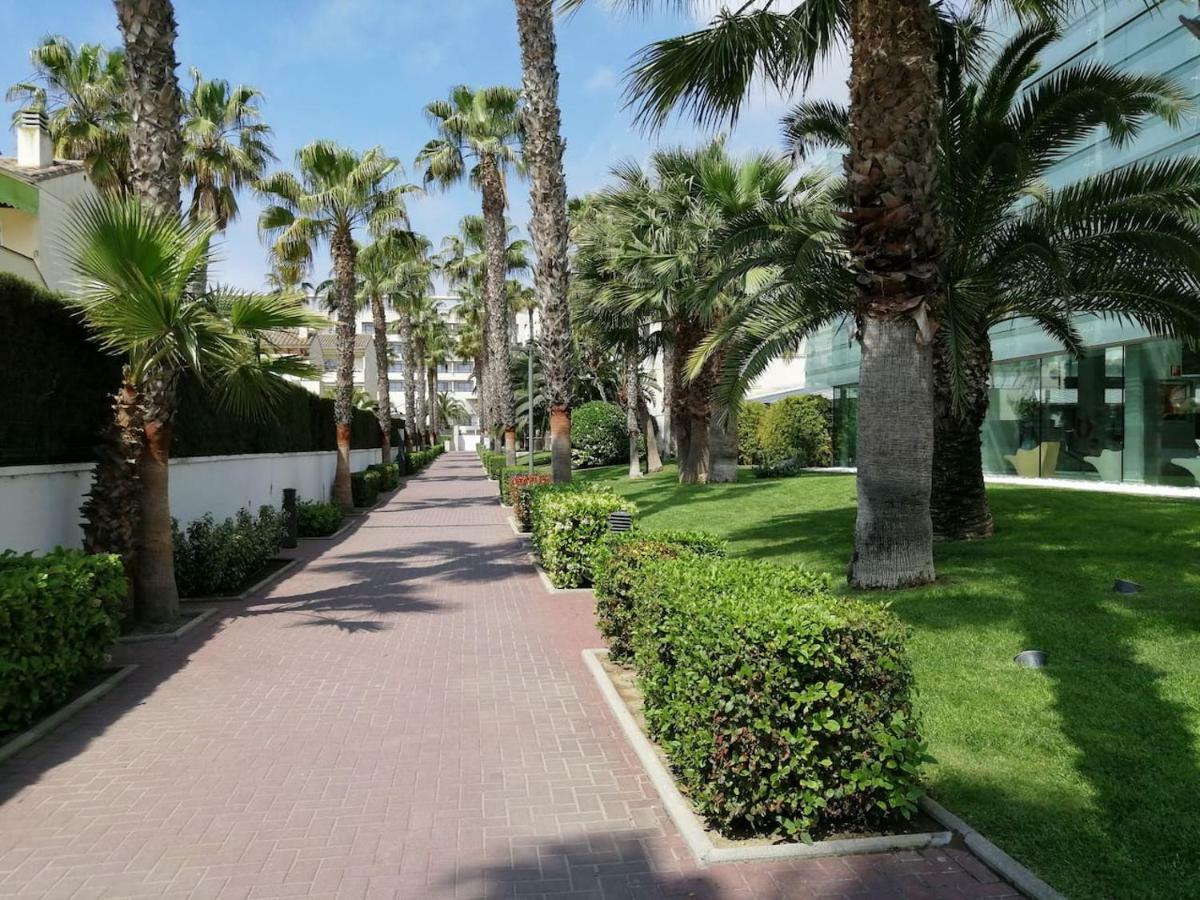 Port Aventura, Exclusivo Alojamiento La Pineda Esterno foto